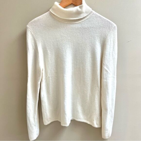 Charter Club Cashmere cream Turtleneck Sweater Sz L - Picture 1 of 3
